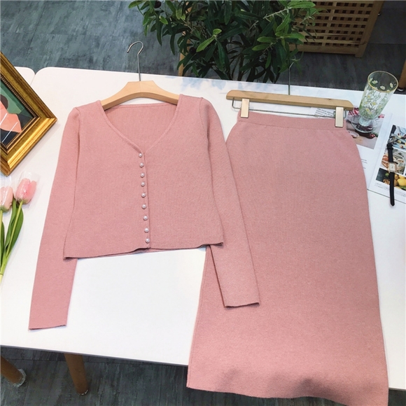 2-piece pink sweater set, long sleeve sweater top + midi sweater skirt - Picture 6 of 11
